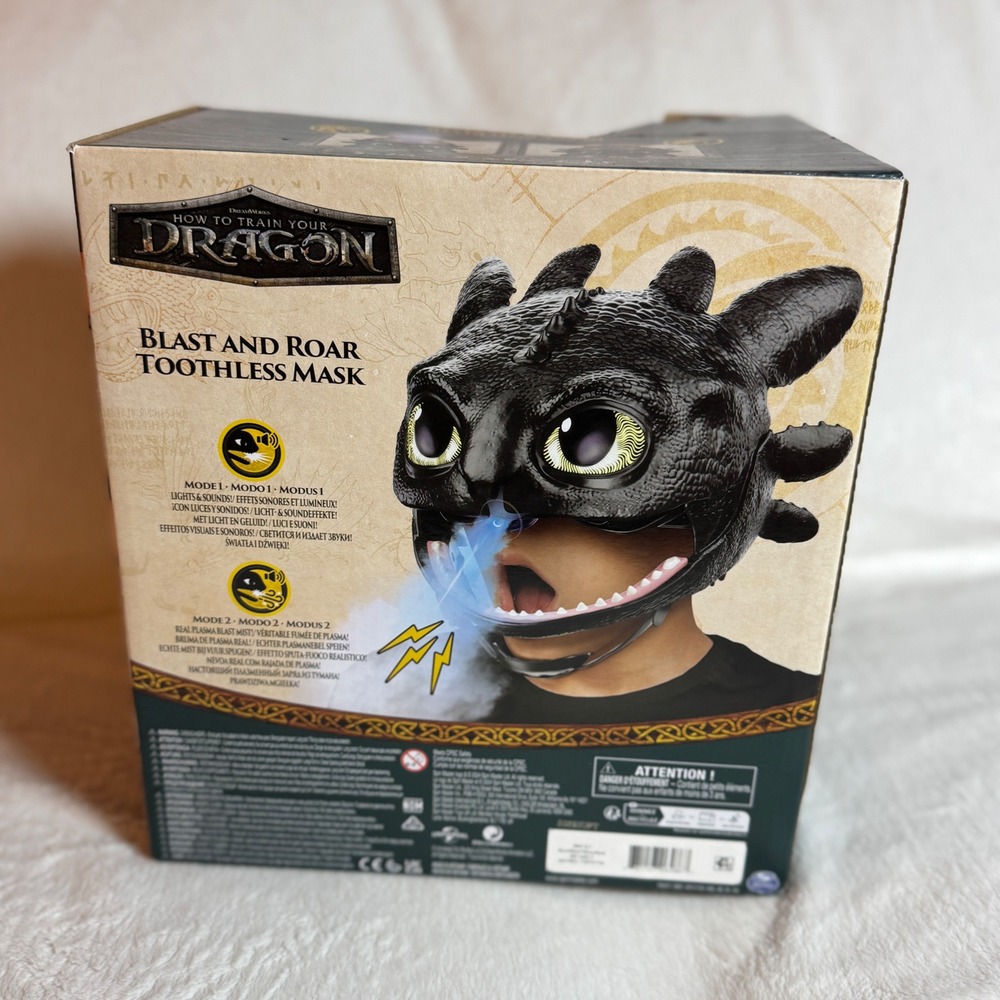 EPIC Universe How To Train Your Dragon Berk Toothless Face Mask Lights Dreamwork